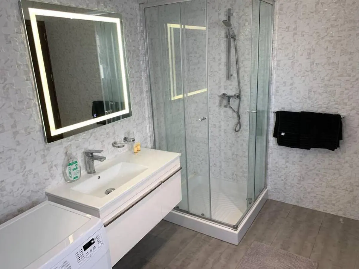 Fly Away Home Condo With Terrace Qormi 0*,